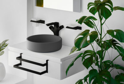 Composición completa de accesorios de baño negro mate Capannoli